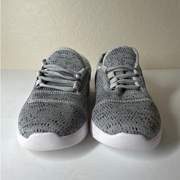 KR Strikeforce The Maui Women's Athletic Style Bowling Shoes Gray Size 7 - Picture 3 of 11